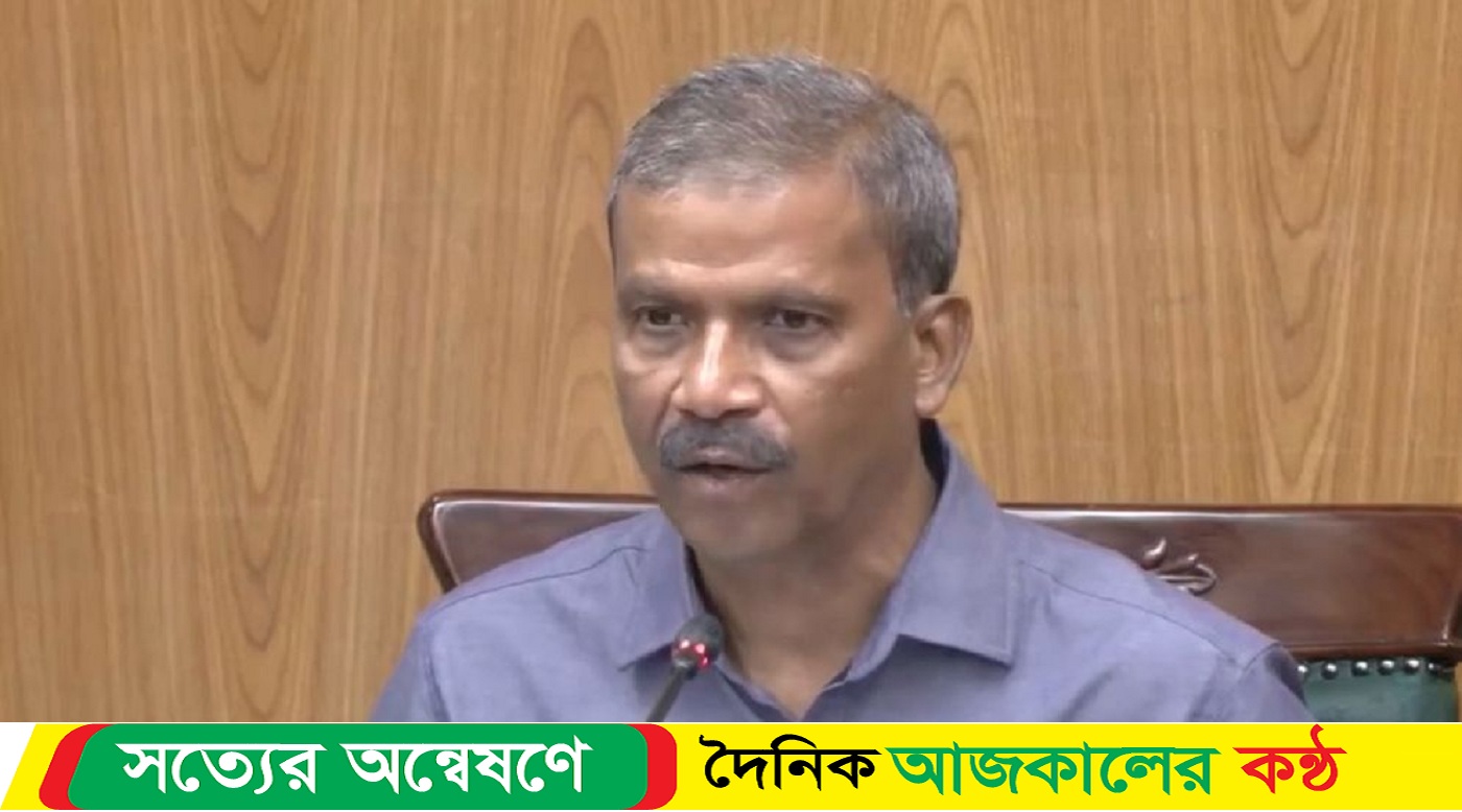 হাসিনাসহ পলাতকদের ফেরাতে রেড নোটিশ জারি করছে সরকার