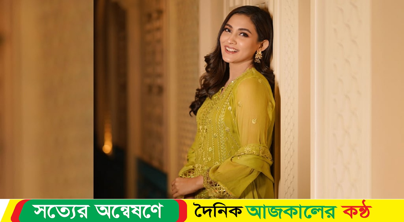 ভক্তদের ‘এক দফা’ দাবি মেনে নিলেন মেহজাবীন