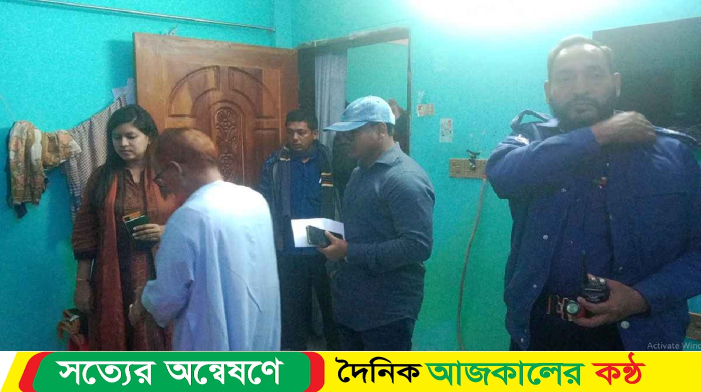 ঝালকাঠির নলছিটিতে অবরুদ্ধ এক মুক্তিযোদ্ধাকে উদ্ধার করলেন উপজেলা প্রশাসন