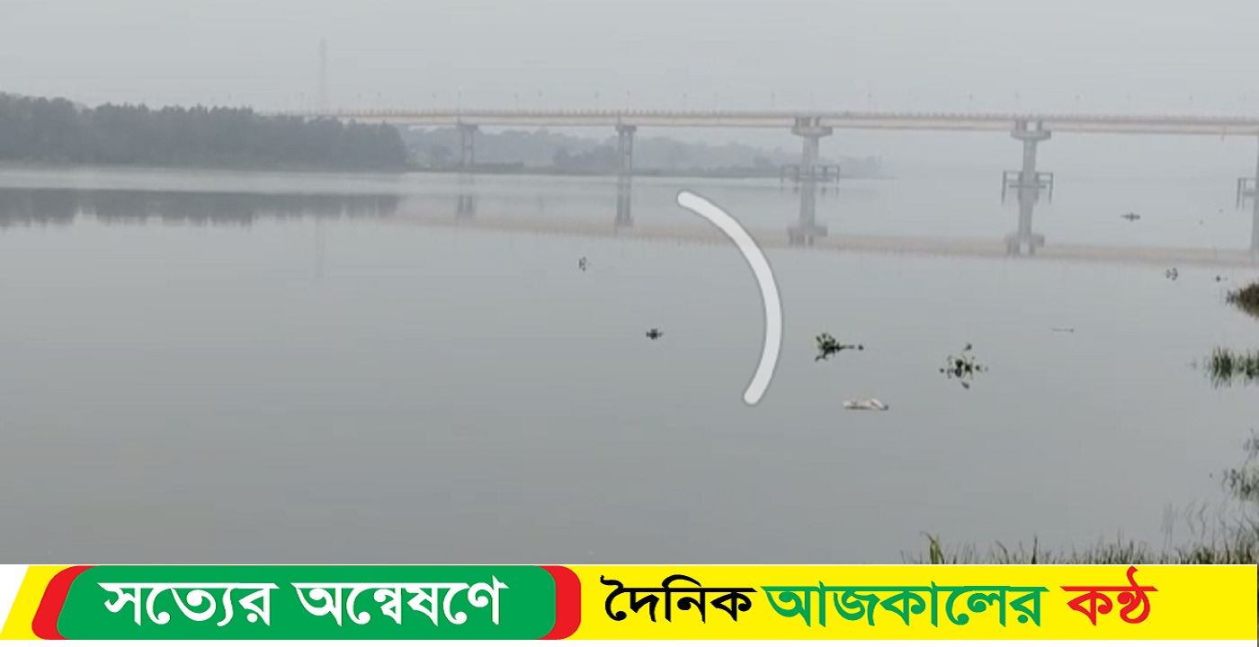 কুয়াশার সঙ্গে বইছে উত্তরের হিম বাতাস, তীব্র শীতে কাবু দক্ষিণাঞ্চলের সাধারণ মানুষ