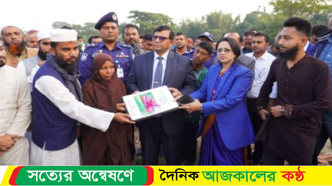 বারহাট্টায় গণঅভ্যুত্থানে শহিদ মোঃরাসেল মিয়ার পরিবারকে কৃষি খাস জমি হস্তান্তর