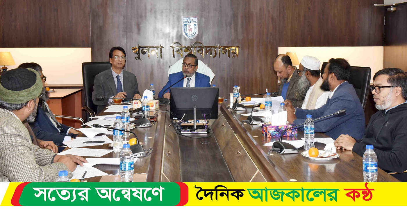 মাল্টিডিসিপ্লিনারি ও ইমপ্যাক্টফুল গবেষণার প্রতি গুরুত্ব দিতে হবে : উপাচার্য খুবি