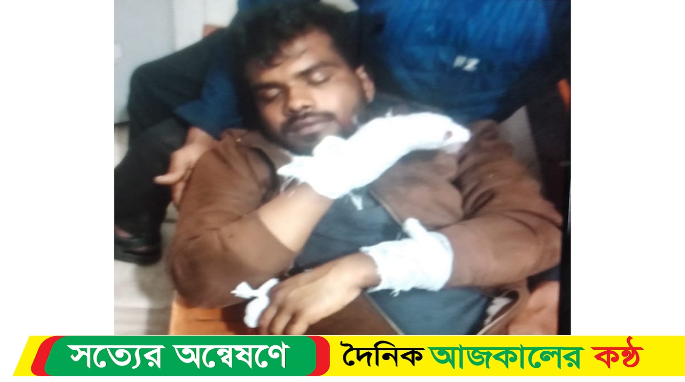 বাউফলে ট্রাক স্ট্যান্ড দখল নিয়ে বিএনপির দুই গ্রুপের সংঘর্ষে হাতের আঙ্গুল বিচ্ছিন্ন