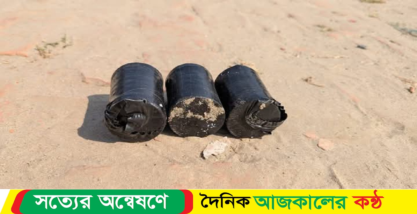 ফার্মগেট এলাকায় তিনটি ককটেল সদৃশ বস্তু উদ্ধার