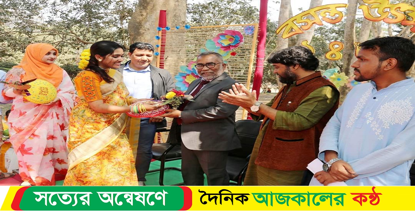 বর্ণাঢ্য আয়োজনে ইবিতে বসন্তবরণ উৎসব অনুষ্ঠিত