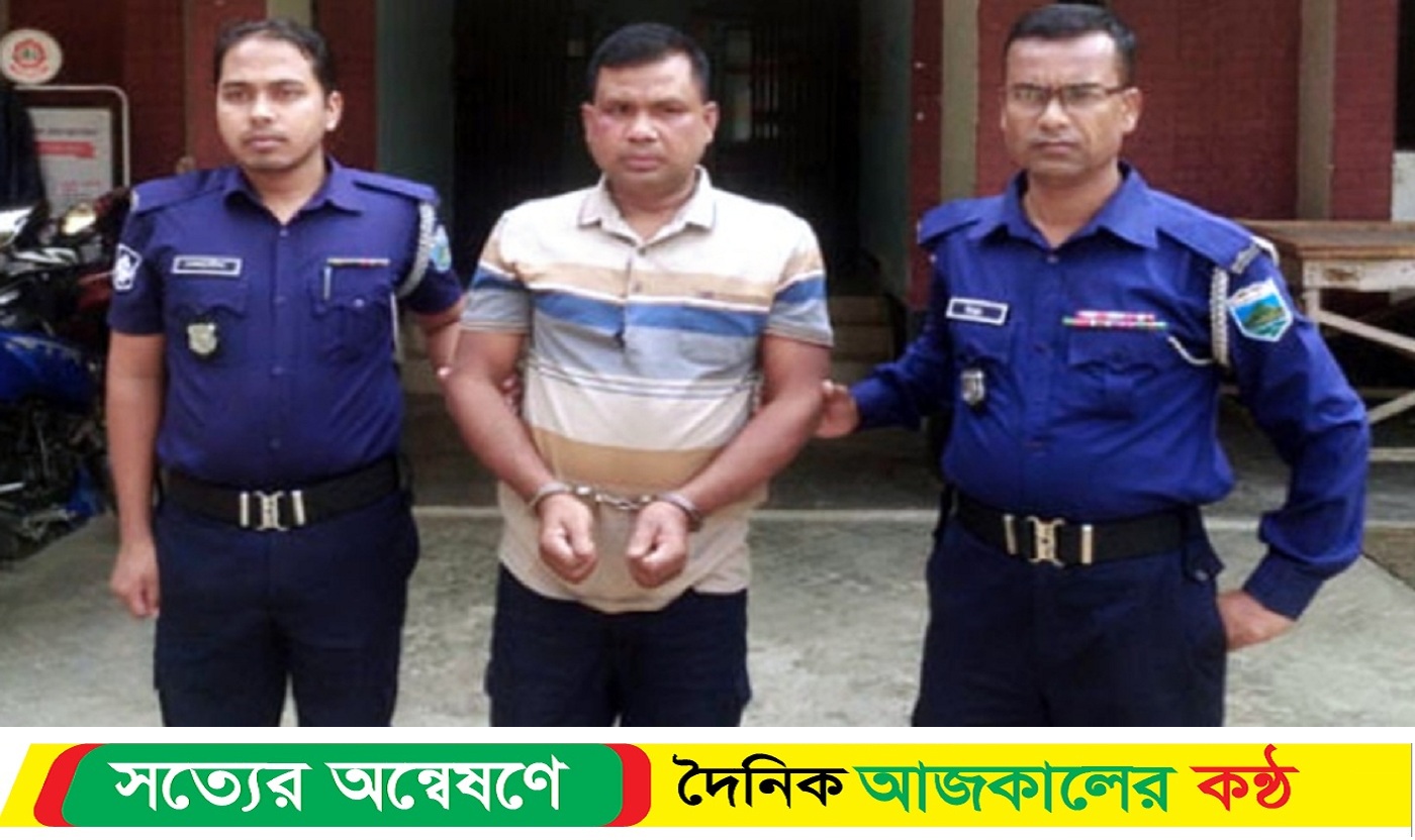 নওগাঁয় পুলিশ পরিচয়ে চাঁ*দাবাজি; ভুয়া এসআই গ্রে*ফতার