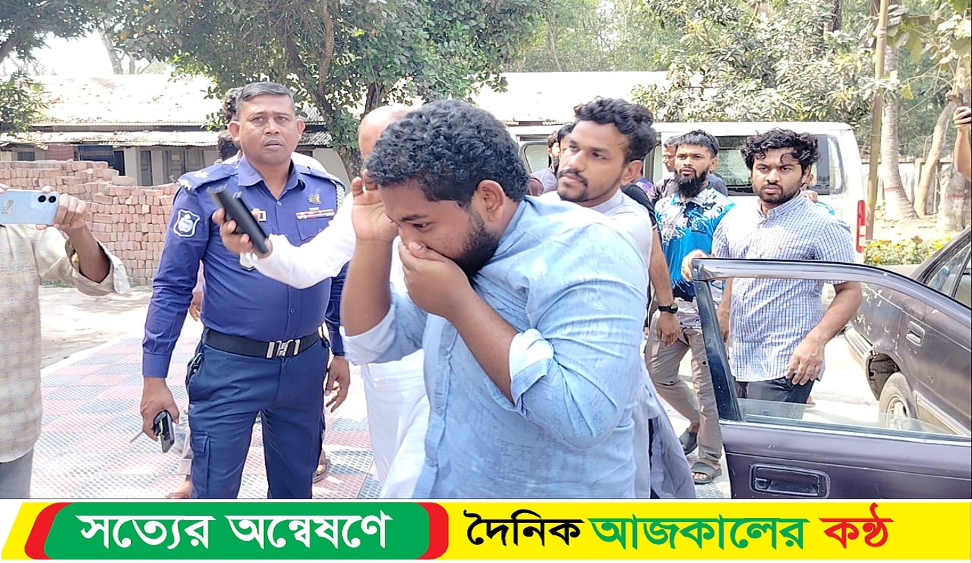 পরীক্ষা দিতে এসে আটক ইবি ছাত্রলীগ নেতা-কর্মী, থানায় সোপর্দ