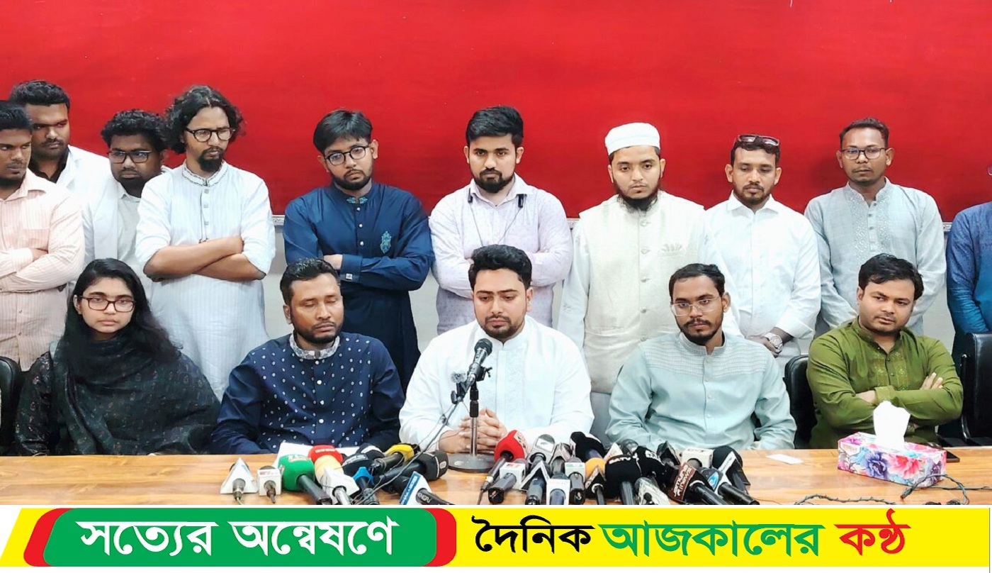 গণধ’র্ষ’ণের শিকার ছাত্রীর খোঁজ নিতে পটুয়াখালীতে নাহিদ ইসলাম ও এনসিপির কেন্দ্রীয় নেতারা