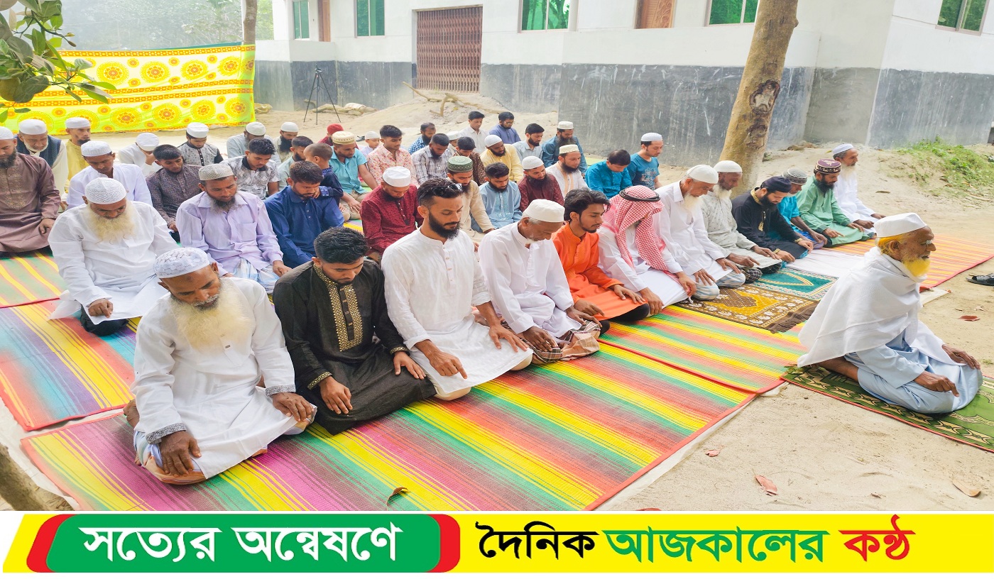 সরিষাবাড়ীতে সাতটি গ্রামের মানুষ ঈদুল ফিতরের নামাজ আদায় করেছেন