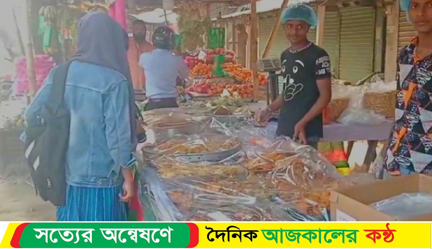 লালমনিরহাটে পাড়া-মহল্লায় জমে উঠেছে ইফতার বাজার