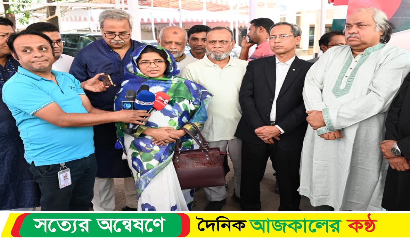 সুলভ মূল্যে দুধ-ডিম-মাংস বিক্রি কার্যক্রমঃ প্রতিদিন কোটি টাকার পণ্য বিক্রি