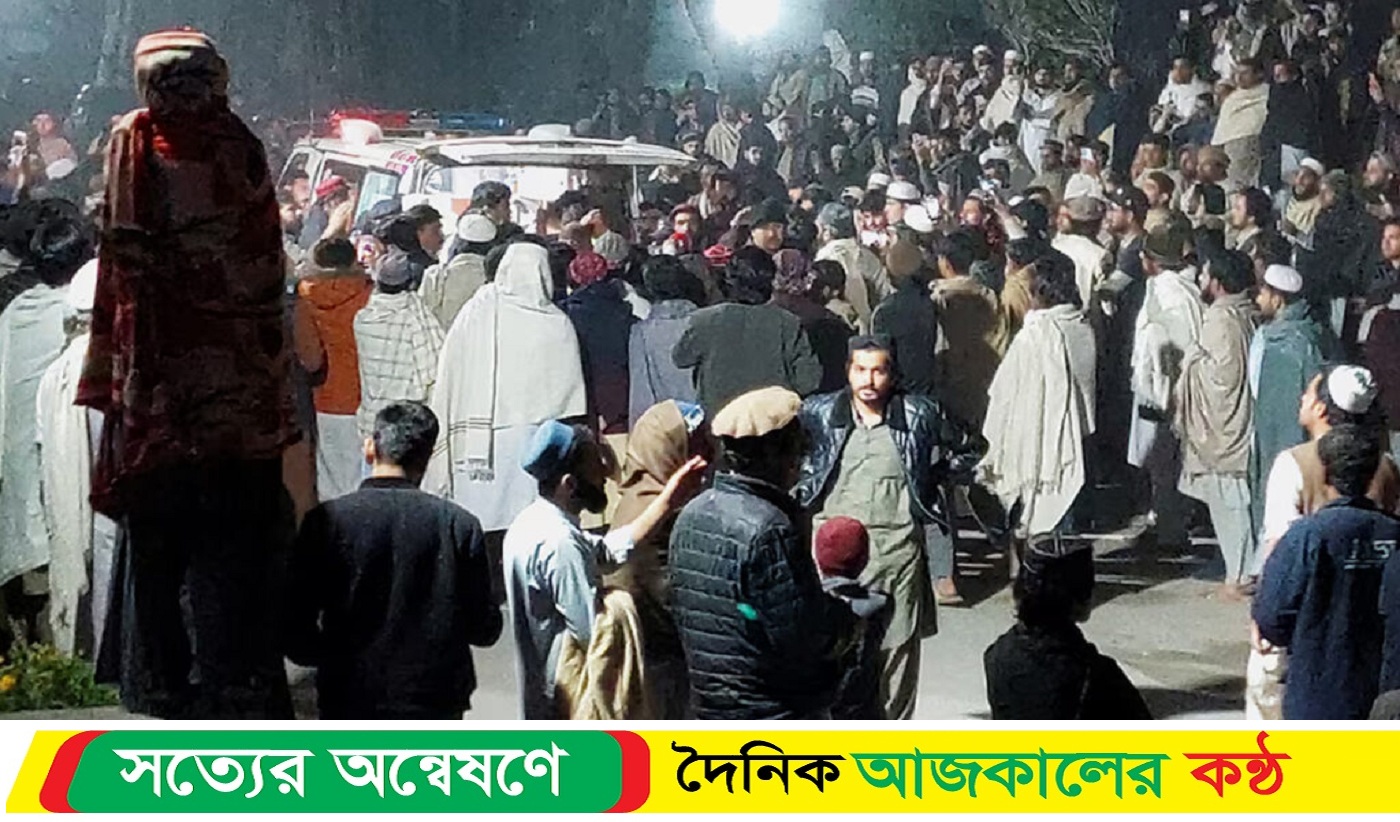 পাকিস্তানের সেনানিবাসে দুই আত্মঘাতী বোমা হামলা, ১২জনের মৃ*ত্যু
