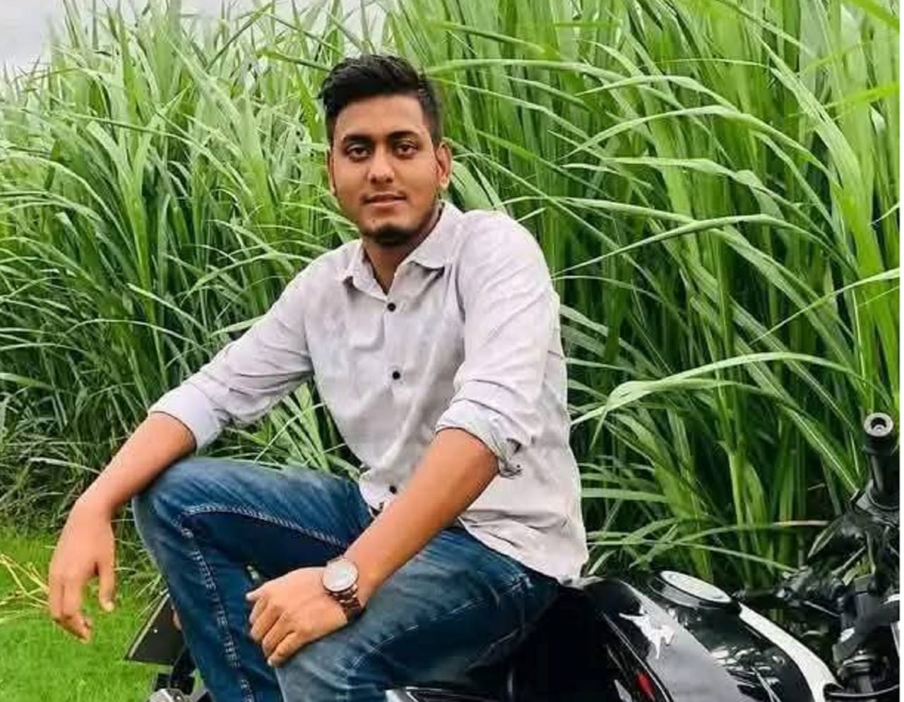 শিবচরে তিন মোটরসাইকেলের সংঘর্ষে ঝরে গেলো ৪ প্রাণ