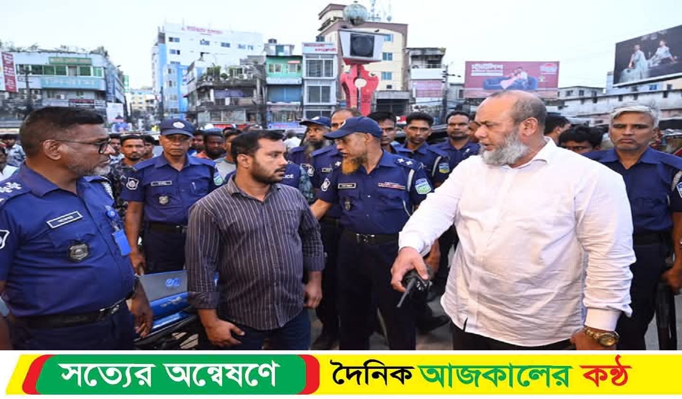 ময়মনসিংহ নগরীতে ফুটপাত দখলমুক্ত করতে অভিযান, স্বস্তি পথচারীদের