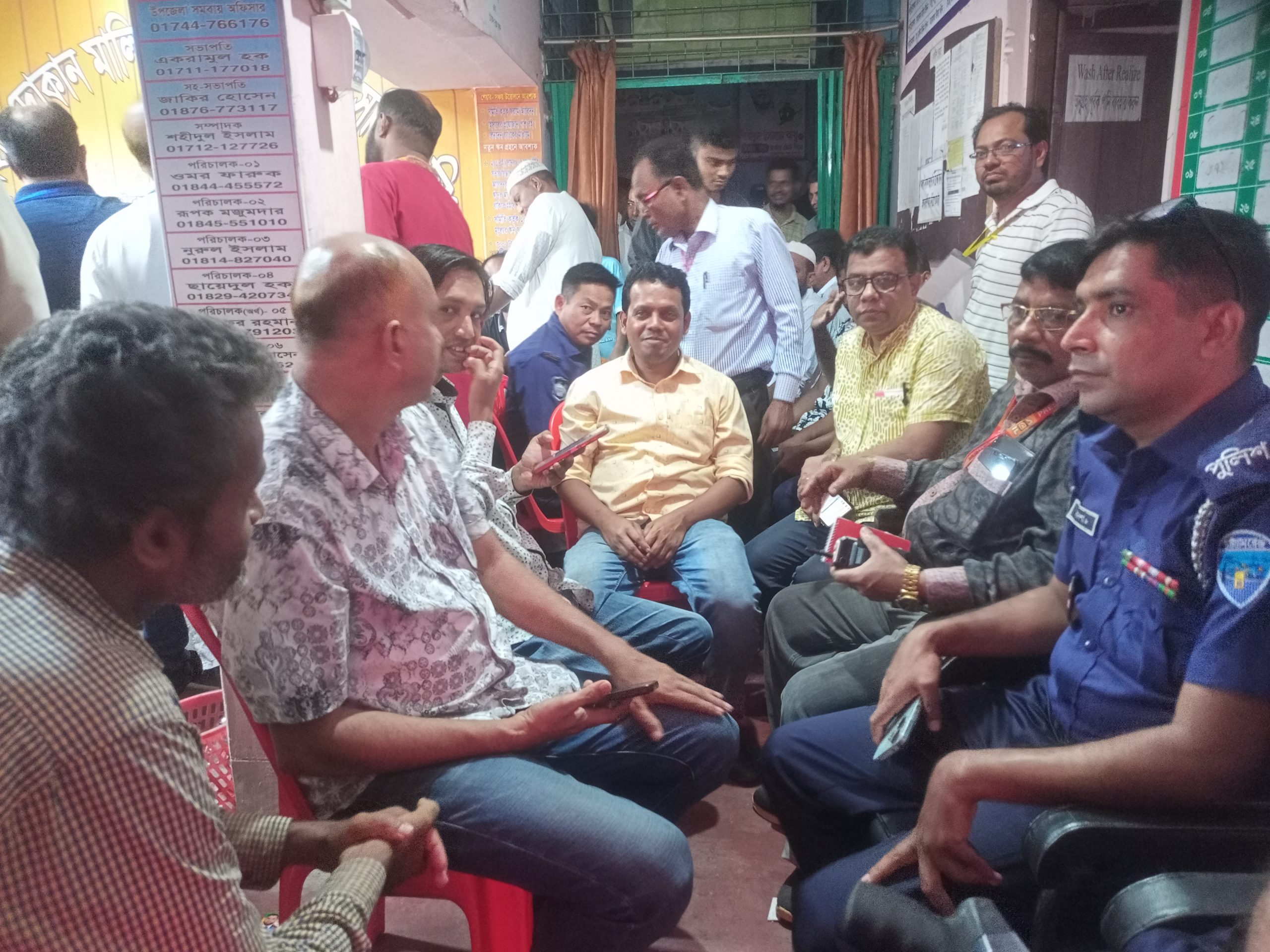 কোম্পানীগঞ্জে ১৭ বছর পর বসুরহাট দোকান-মালিক সমিতি নির্বাচন অনুষ্ঠিত