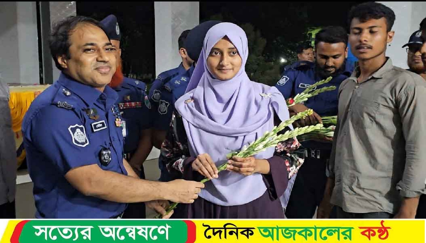 ১২০ টাকায় পুলিশে চাকুরী