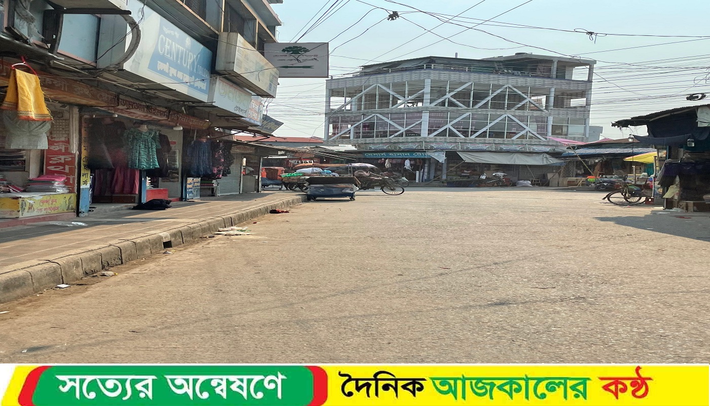 রোদ যেন ছুরি হয়ে নামে, খরতাপে হাঁসফাঁস মোংলা