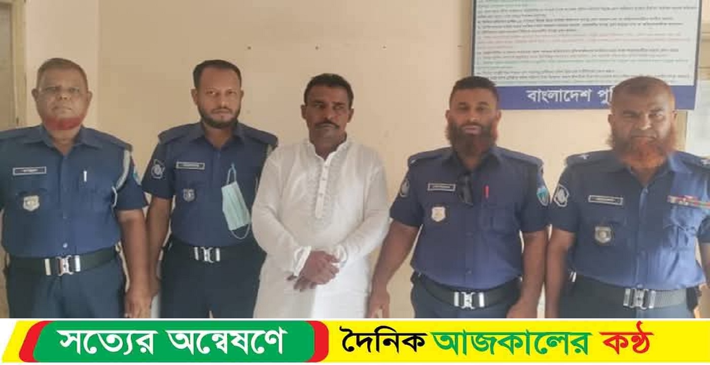 কুমিল্লায় আওয়ামী লীগের সাধারণ সম্পাদক পুলিশের হাতে গ্রেপ্তার