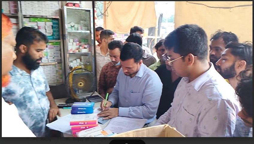 কুমিল্লা দেবিদ্বারে ফার্মেসী পাড়ায় অভিযান করেন  ভ্রাম্যমান আদালত