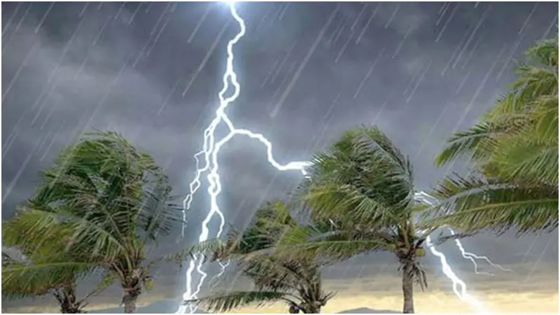 দুপুরের মধ্যে যেসব অঞ্চলে বজ্রবৃষ্টির আভাস