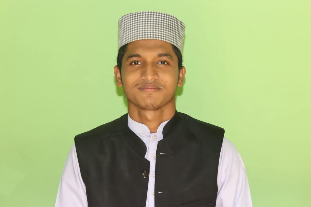মাস্টার্সে সিজিপিএ ৩.৯৮ পেয়ে প্রথম হলেন জবি শিবির নেতা