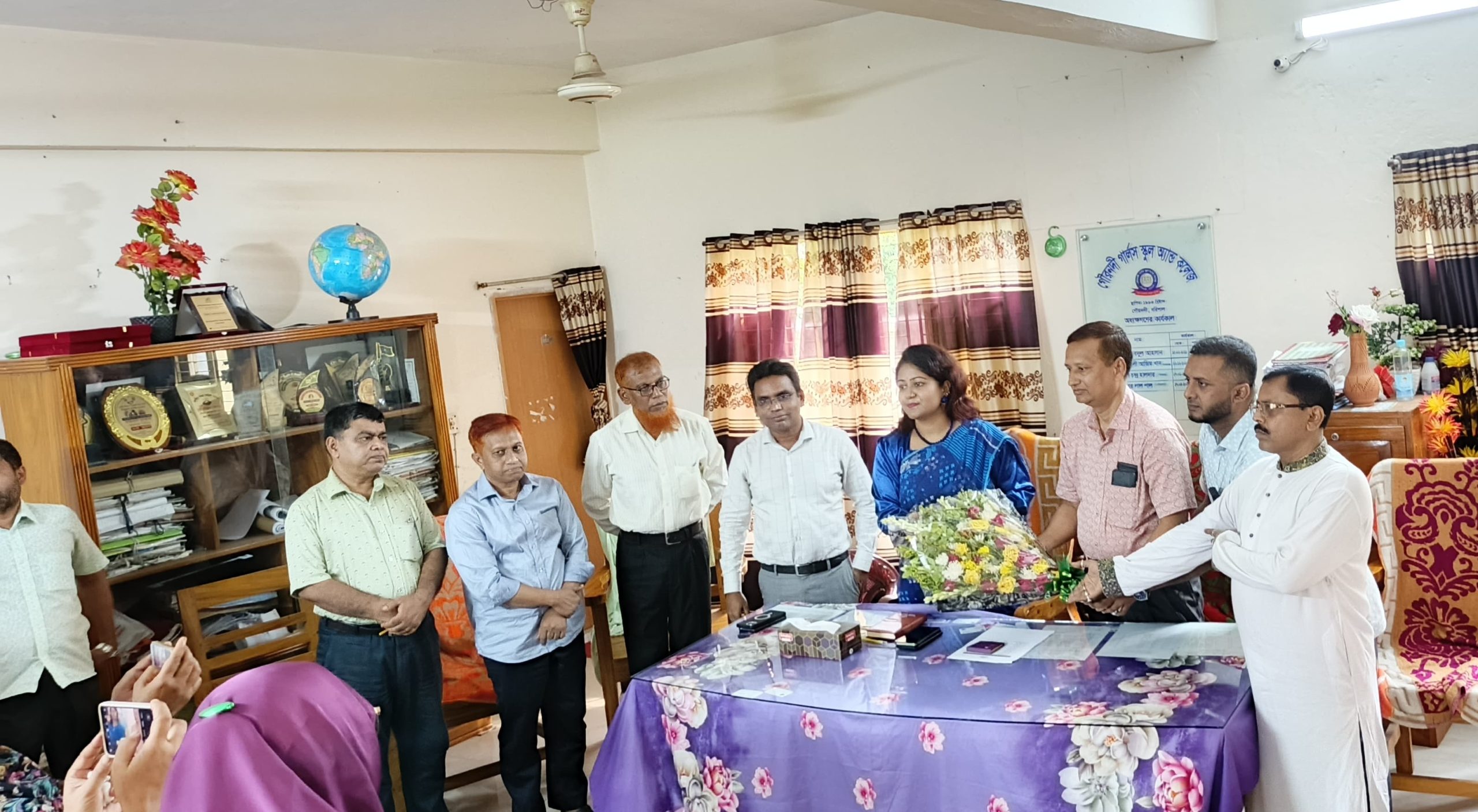 গৌরনদী গার্লস স্কুল এন্ড কলেজের শিক্ষক ও স্টাফদের সাথে UNO এর মতবিনিময়