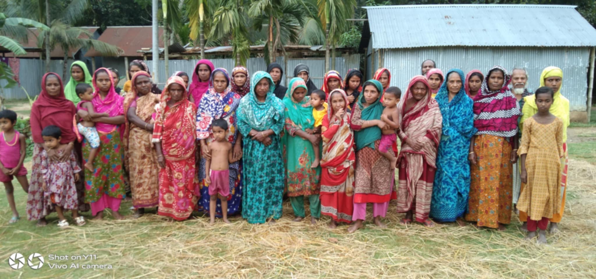 একযোগেও গোমড়া গুচ্ছ গ্রামের বাসিন্দাদের ভাগ্যে জুটেনি কোরবানির গোস্ত