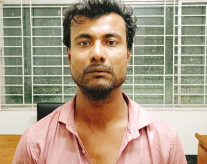 আটপাড়ায় আট বছেরর শিশুকে ধর্ষণের দায়ে এক অটোরিকশা চালক আটক