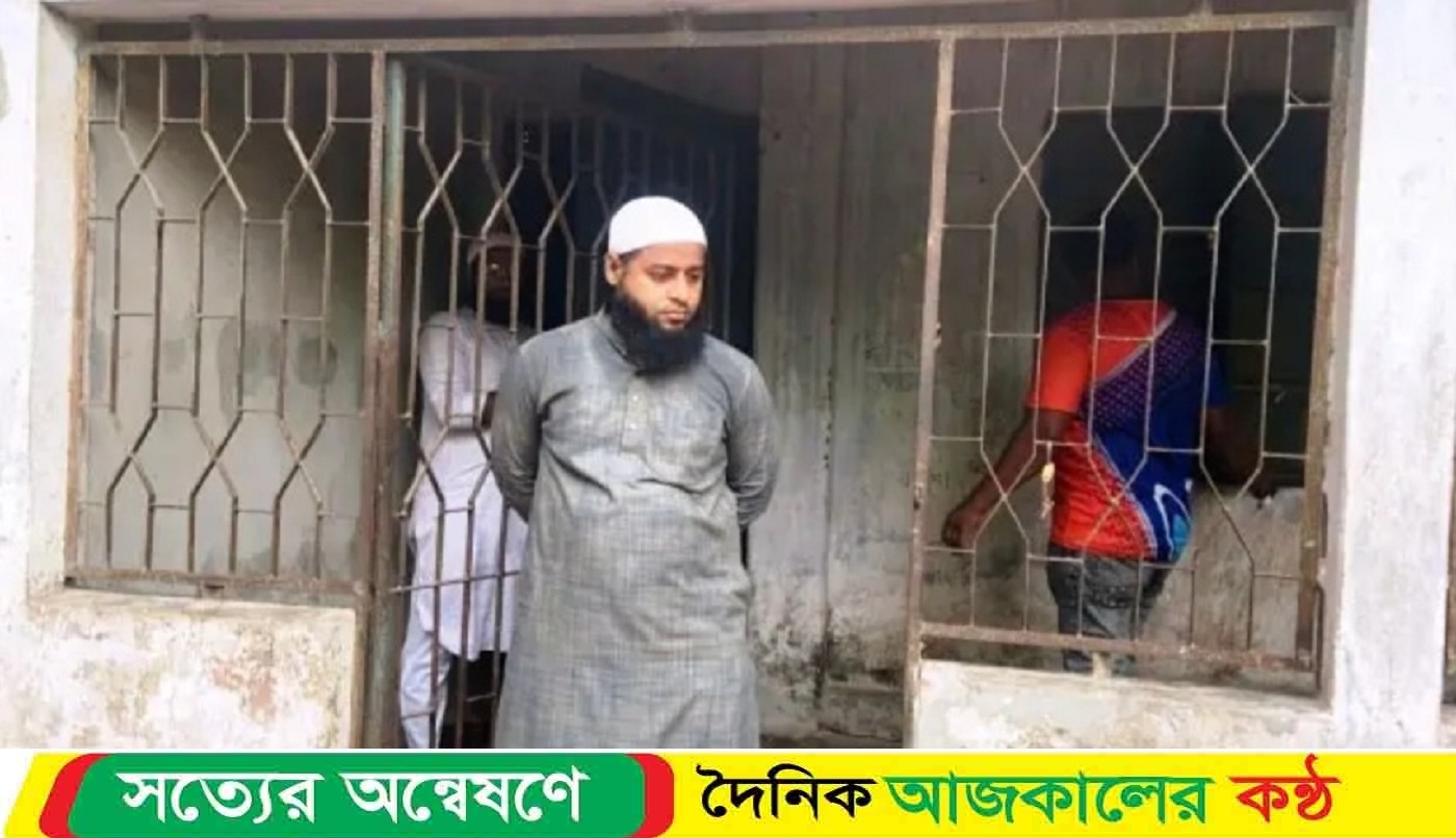 কেন্দুয়ায় বেদখল হওয়া বাড়ি ফিরে পেল বিএনপির নেতার হস্তক্ষেপে।