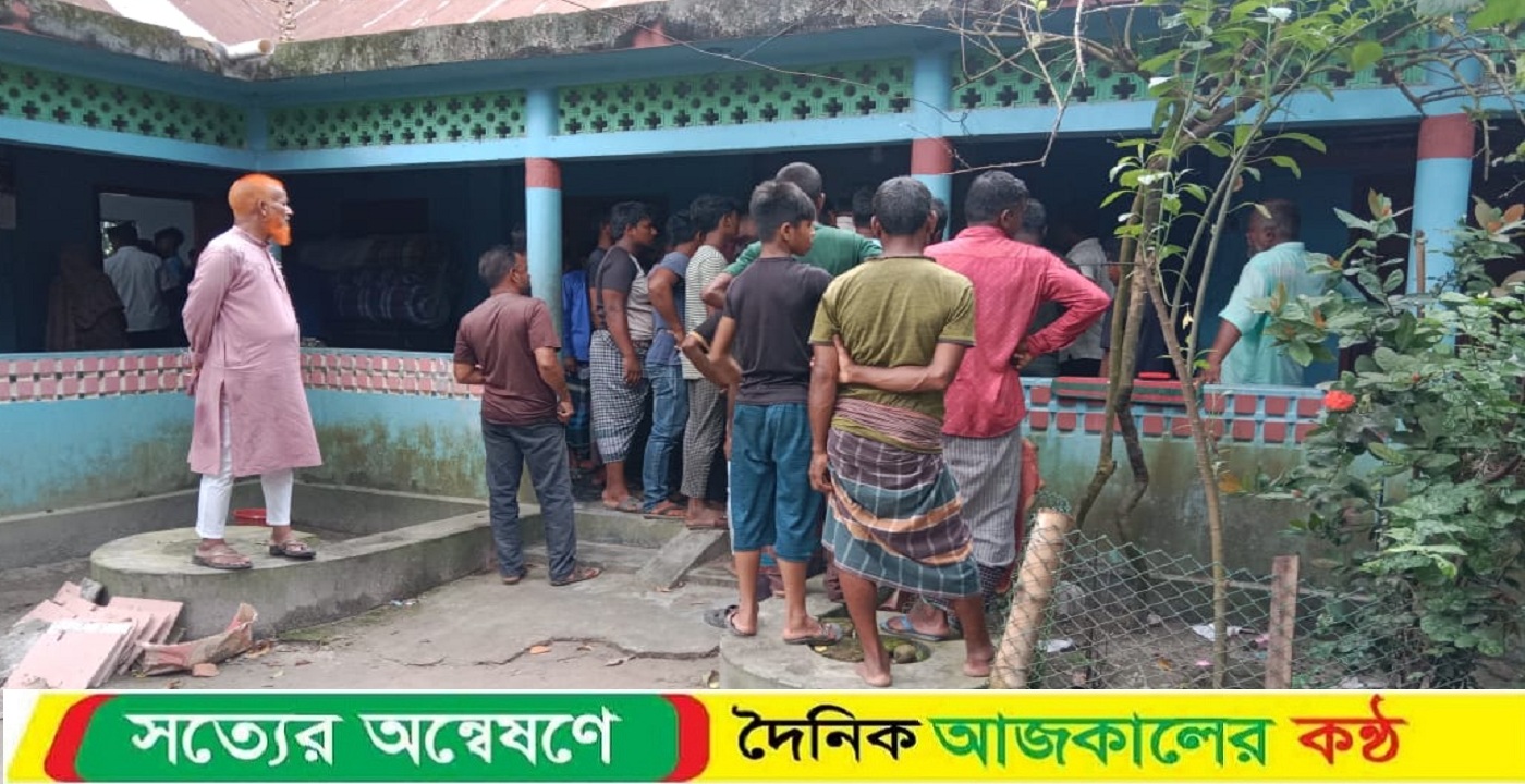 ডোমার উপজেলা বিএনপির সভাপতির বাড়িতে দুঃসাহসিক চুরি