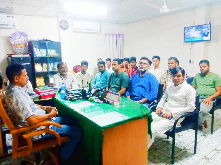 বরগুনা বামনা থানার অফিসার ইনচার্জ ও বিএনপি নেতা কর্মীদের নিয়ে বৈঠক