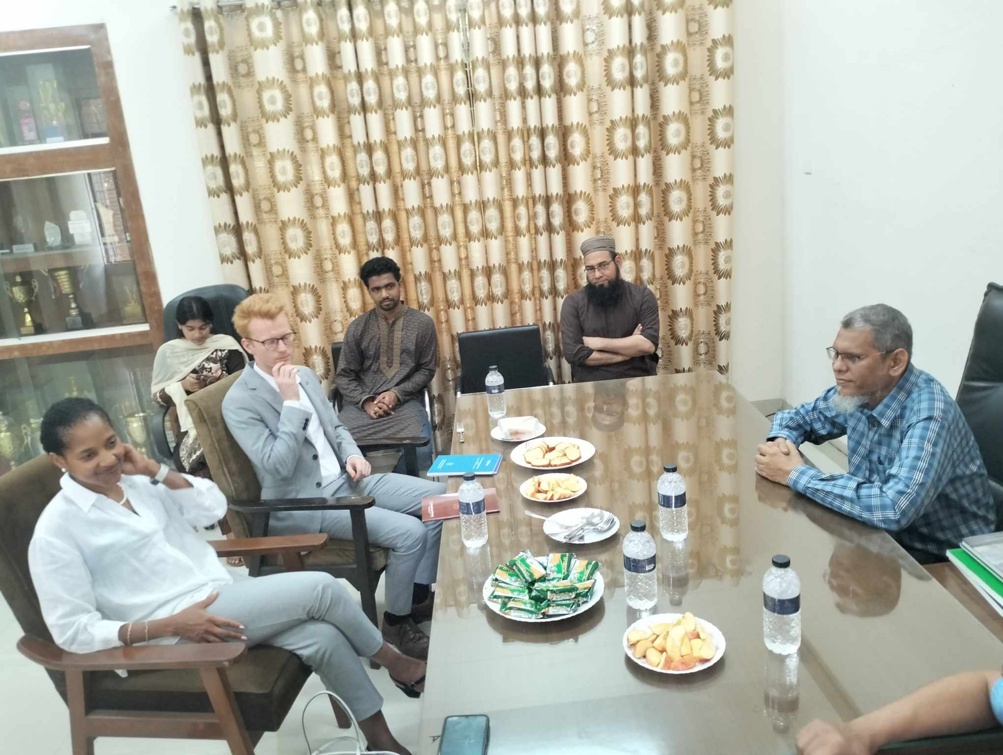অধ্যাপক মিশেল স্কবির জাবির দর্শন বিভাগ পরিদর্শন