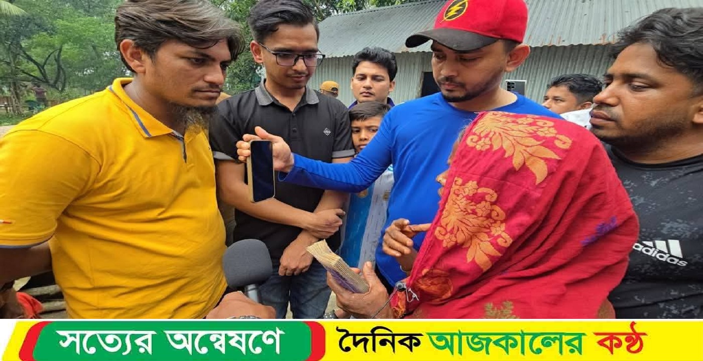 দেবিদ্বারে দুর্বৃত্তদের বিষ প্রয়োাগে গরু হত্যার সেই ক্ষতিগ্রস্থ অসহায় পরিবারের পাশে দাঁড়ালেন: হাসনাত আব্দুল্লাহ