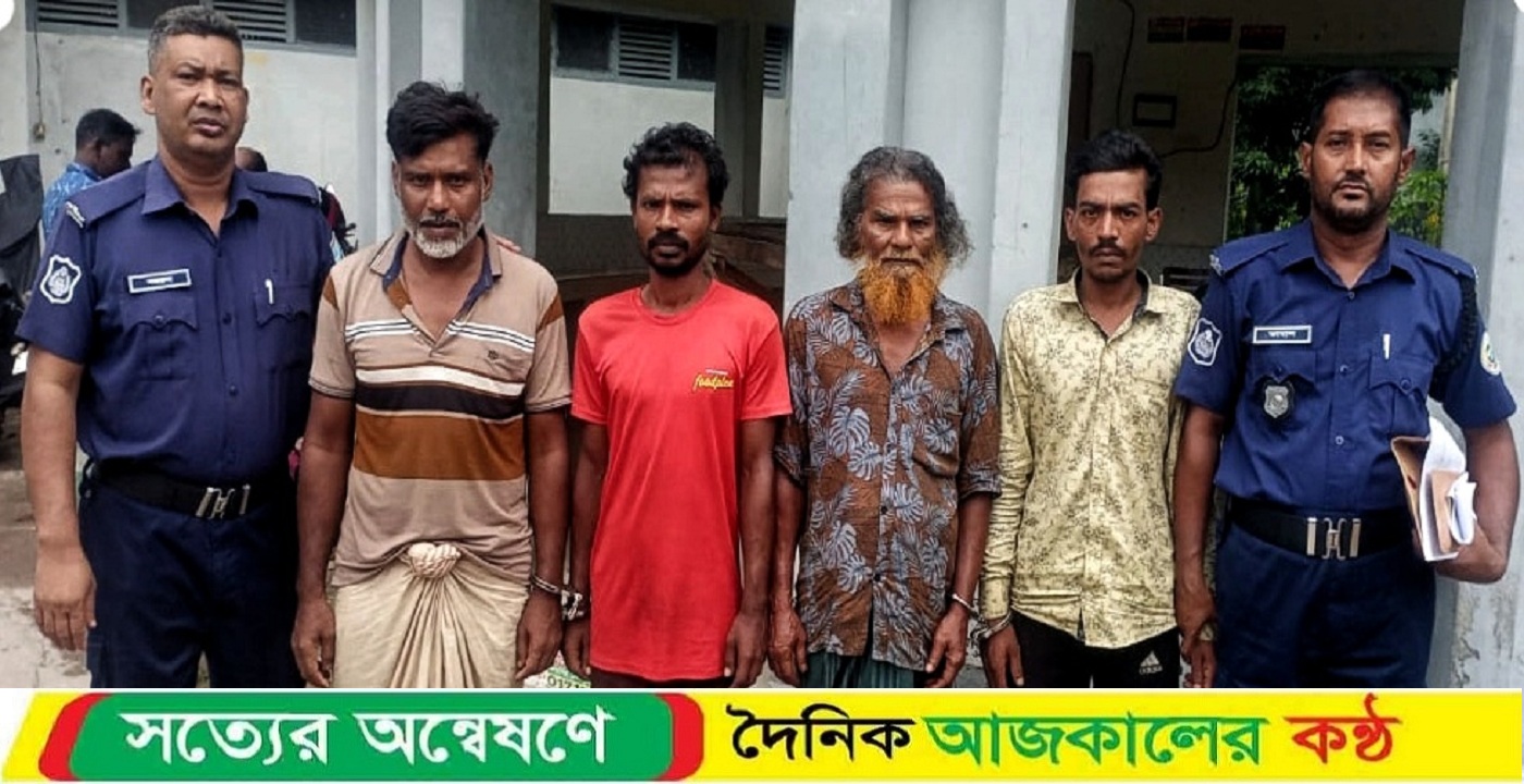 আগৈলঝাড়ায় সংঘবদ্ধ চোর চক্রের চার সদস্য আটক