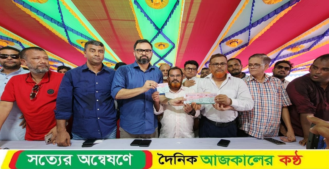 ১৭ বছরের আওয়ামী জুলুম ভুলে গেলে চলবে না: আমিনুল হক
