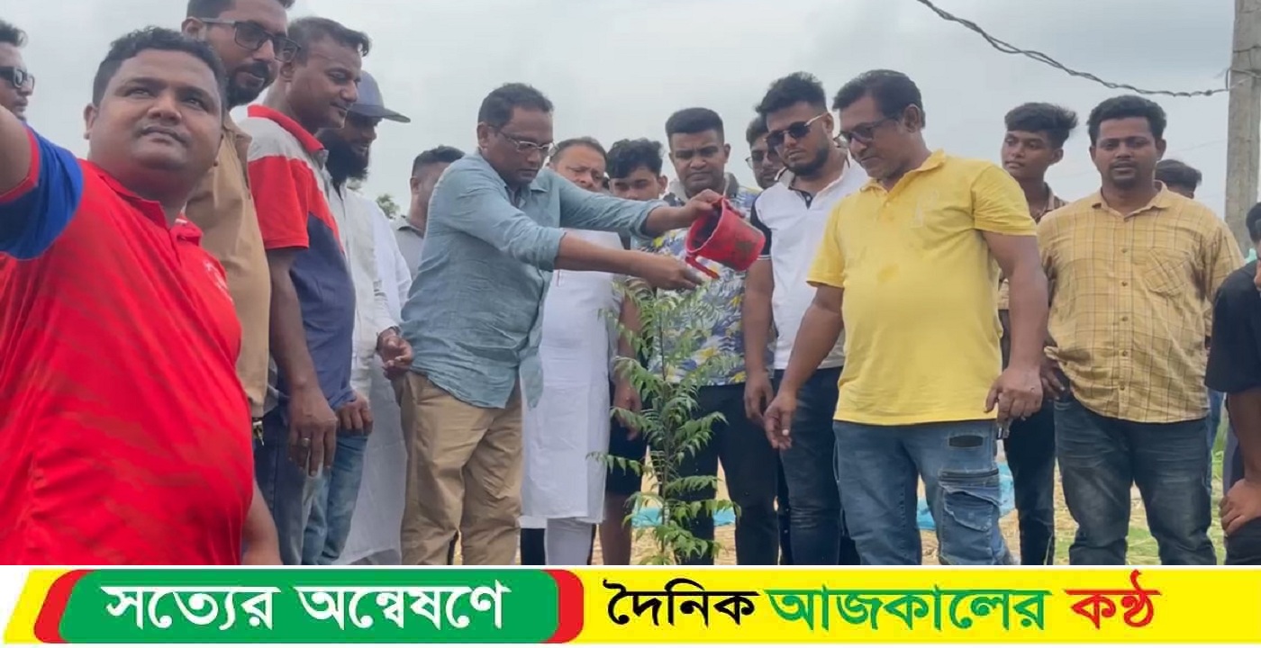 ধামরাইয়ে স্বেচ্ছাসেবক দলের মাসব্যাপী বৃক্ষরোপণ কর্মসূচির উদ্বোধন