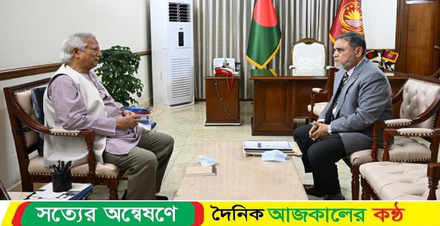 সিইসির সঙ্গে প্রধান উপদেষ্টার সাক্ষাৎ