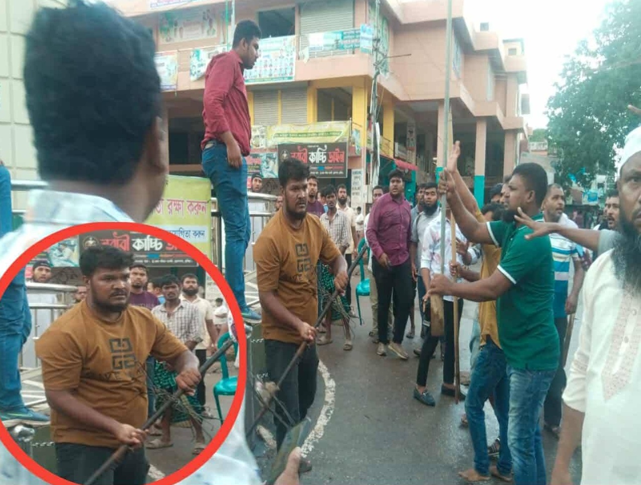 মুরাদনগরে বিএনপি-এনসিপি পাল্টাপাল্টি ধাওয়া, ৭ সাংবাদিকসহ আহত ১৭