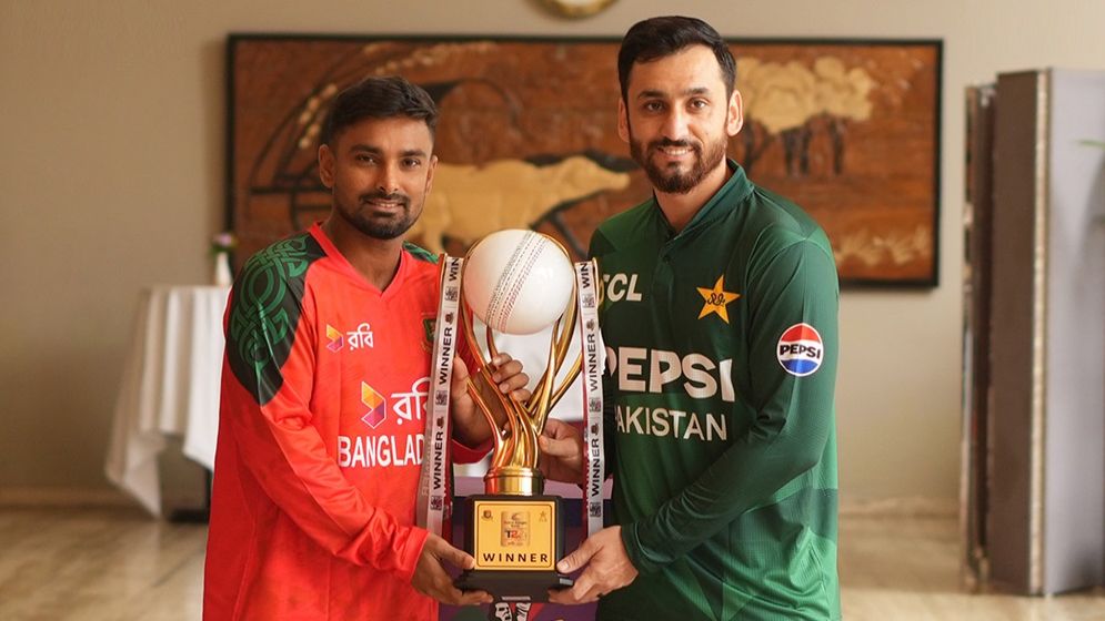 শ্রাবণ সন্ধ্যায় টি-টোয়েন্টি বিনোদন