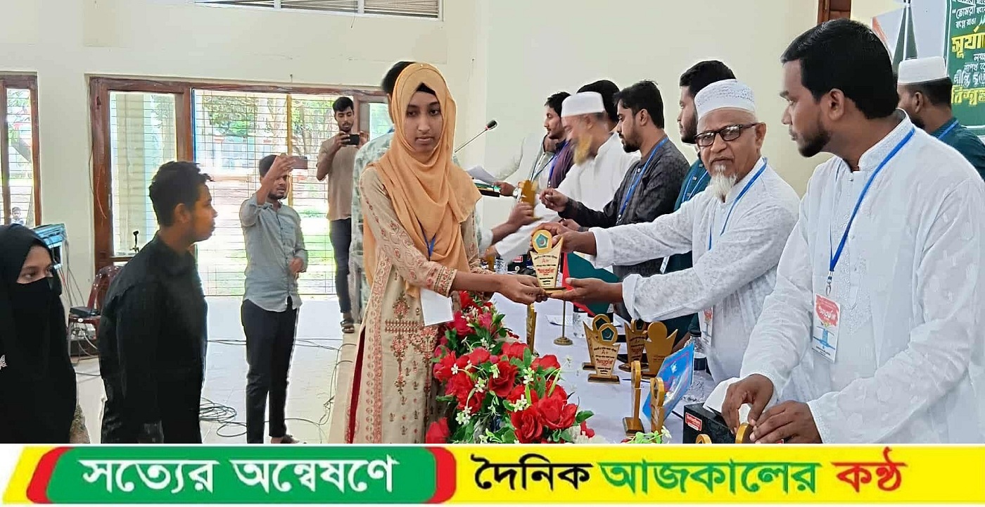 সিংড়ায় শিবিরের আয়োজনে এসএসসিতে কৃতি শিক্ষার্থীদের সংবর্ধনা