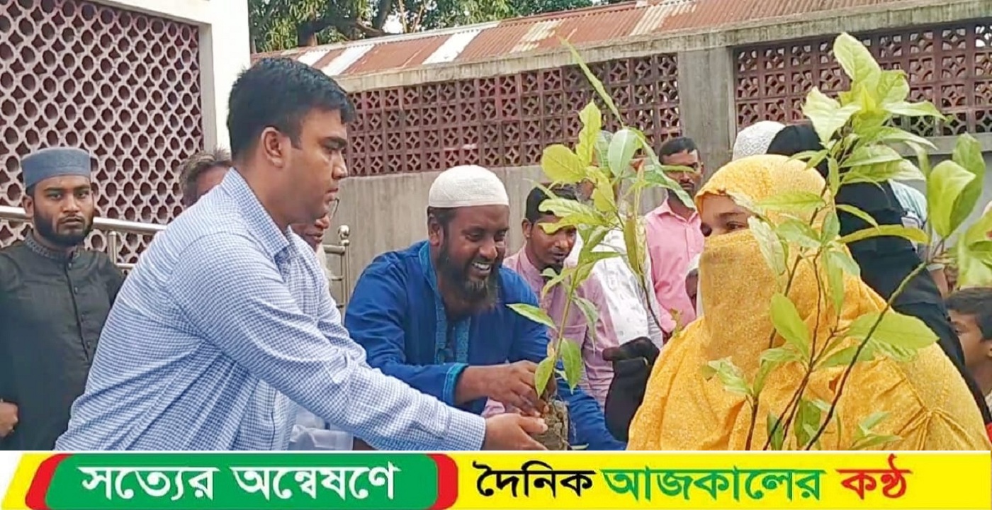 নলডাঙ্গায় শ্রমিক কল্যাণ ফেডারেশনের আয়োজনে বৃক্ষরোপণ কর্মসূচি পালিত