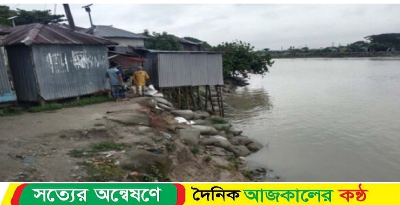বরিশালে নদীর ভাঙ্গনে হুমকির মুখে শিক্ষা প্রতিষ্ঠানহ চার শতাধিক পরিবার
