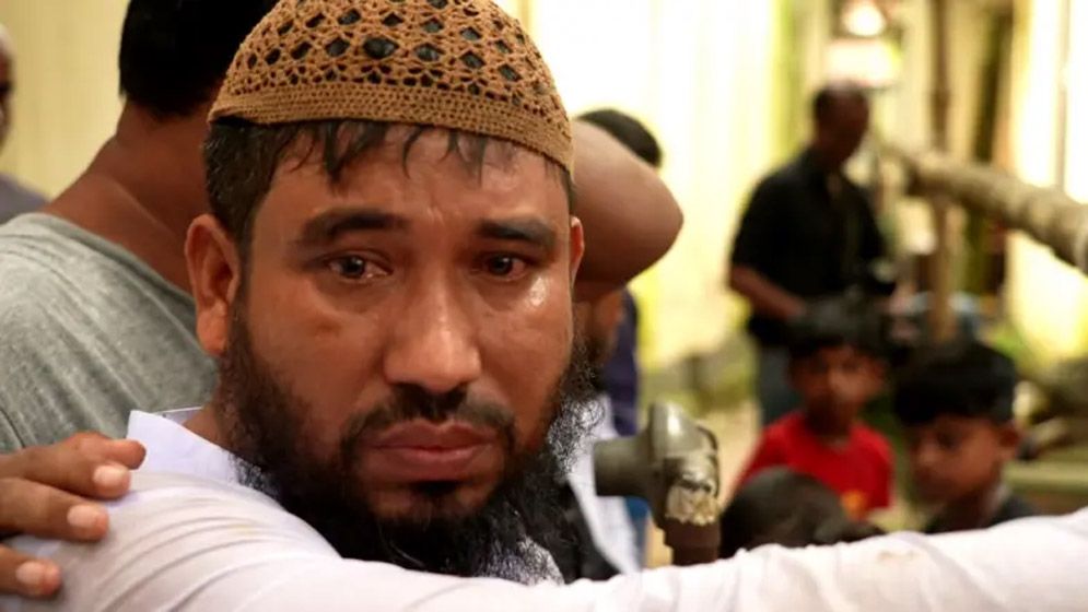 একসঙ্গেই খেলতো তিন শিশু, এখন কবরেও পাশাপাশি