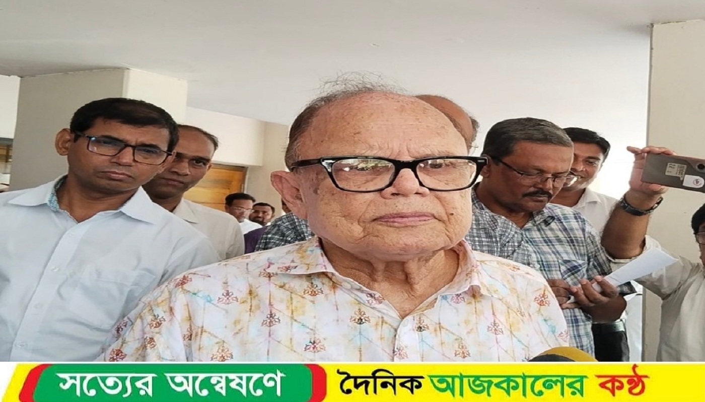 চালের বাজার স্থিতিশীল রাখতে সরকার সচেষ্ট: খাদ্য উপদেষ্টা আলী ইমাম মজুমদার