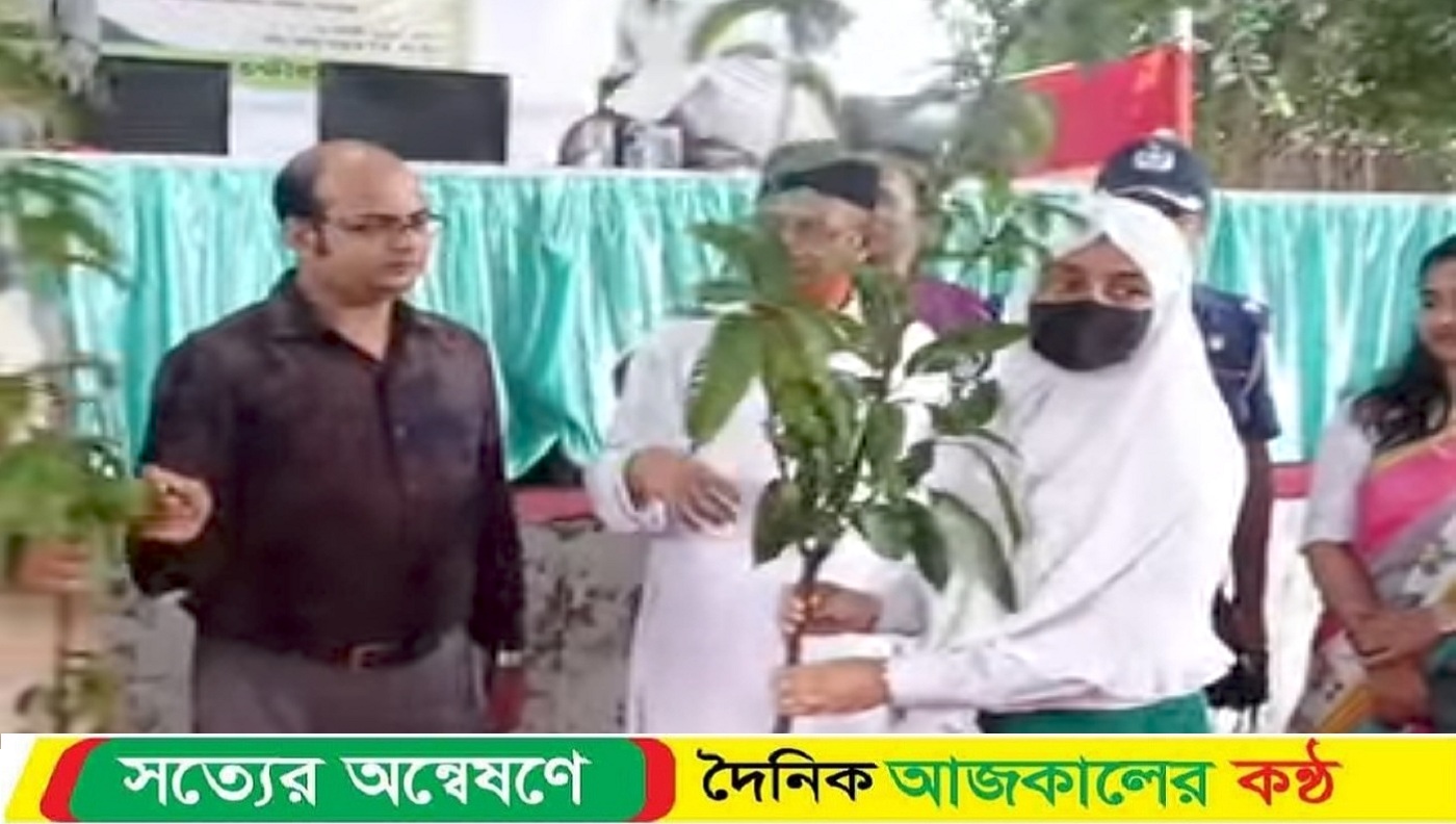 সাতক্ষীরায় সপ্তাহব্যাপী বৃক্ষরোপণ ও বৃক্ষ মেলার আনুষ্ঠানিক উদ্বোধন