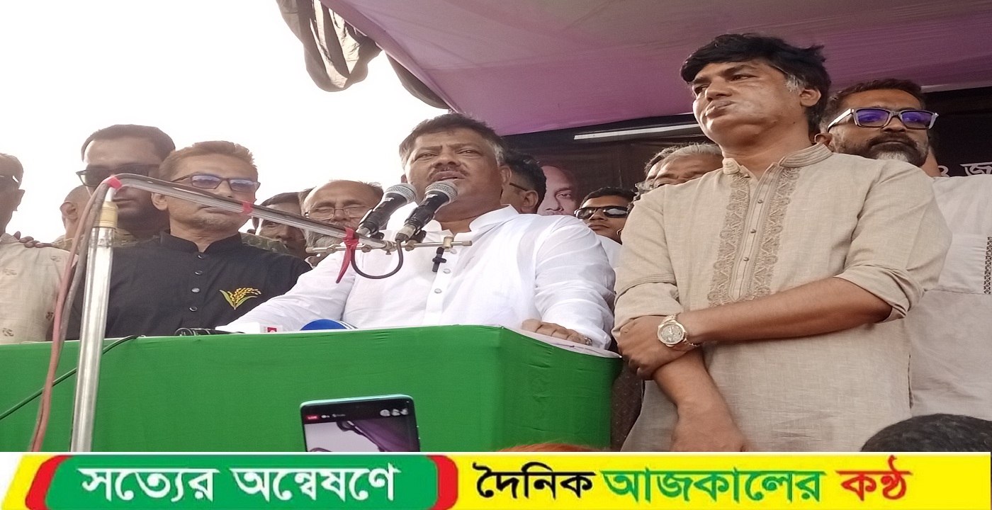 শেখ হাসিনার ১৫ বছর যেভাবে অবৈধ ভবে থেকে বাংলাদেশকে শোষণ করে ধ্বংস করেছে: দুলু
