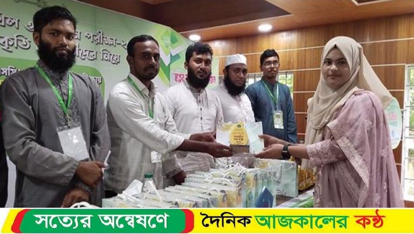 ঝালকাঠিতে এসএসসি পরিক্ষায় জিপিএ-৫ প্রাপ্ত শিক্ষার্থীদের সংর্বধনা প্রদান