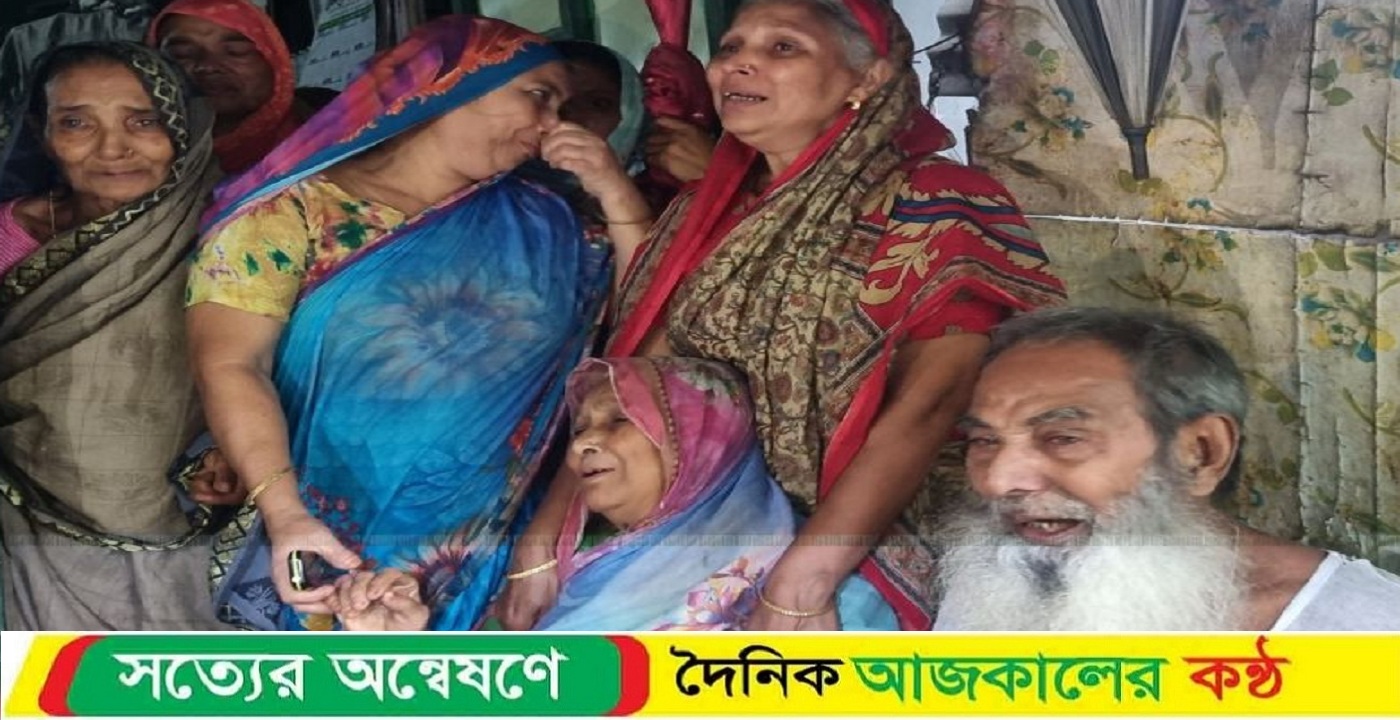 ‘তুহিনকে মা প্রায়ই বলতো সাংবাদিকতা ছেড়ে দিতে’