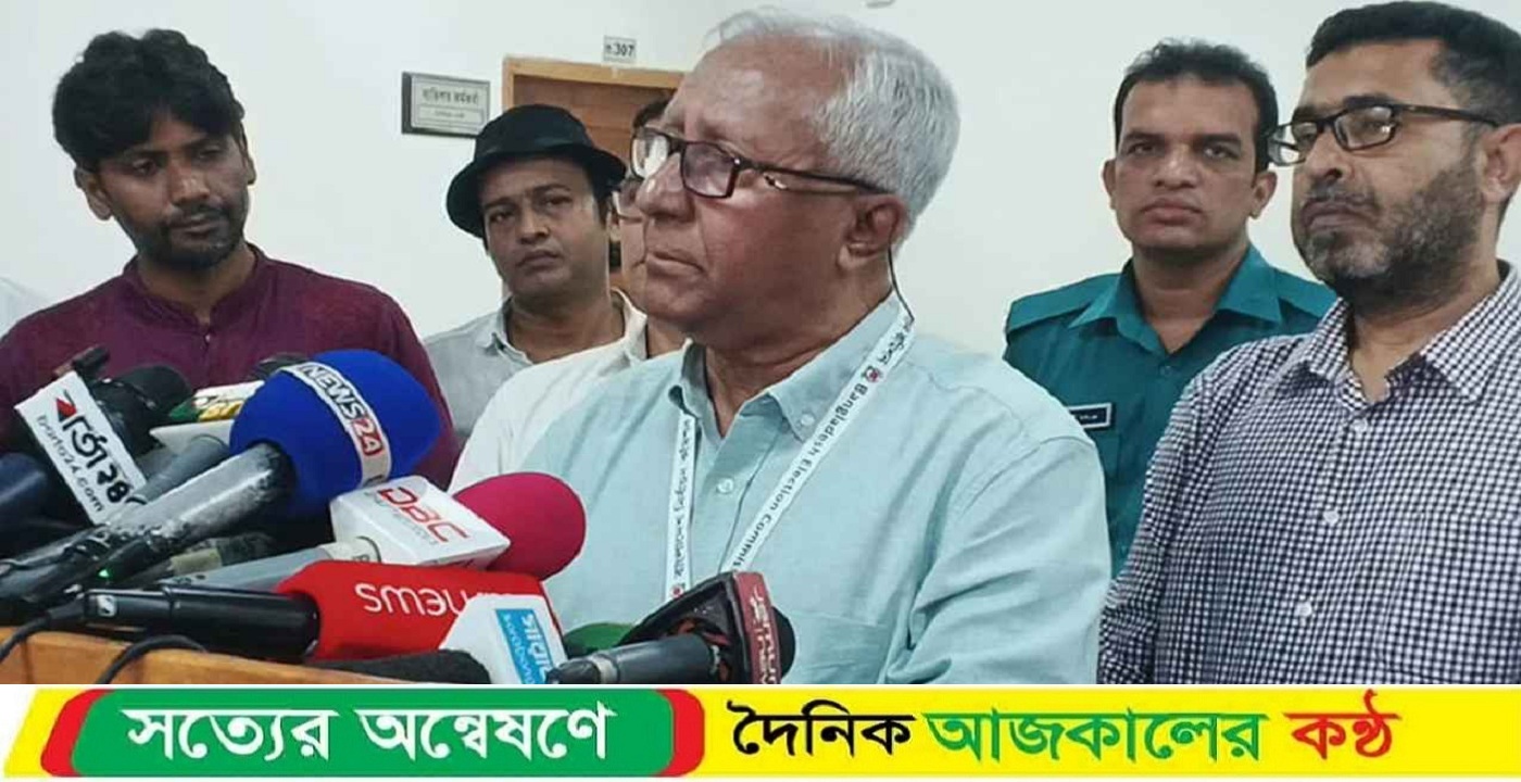 নির্বাচন ঘিরে যেকোনো চ্যালেঞ্জ মোকাবিলায় প্রস্তুত ইসি: আখতার