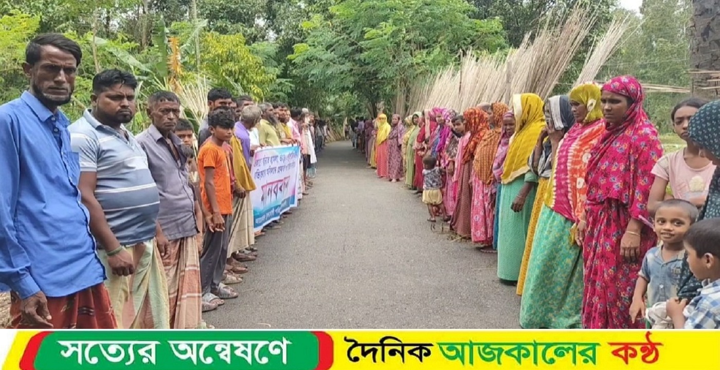 গুরুদাসপুরে বাড়ি ভাংচুর লুটপাটের অভিযোগ,অভিযুক্তদের বিচার দাবি